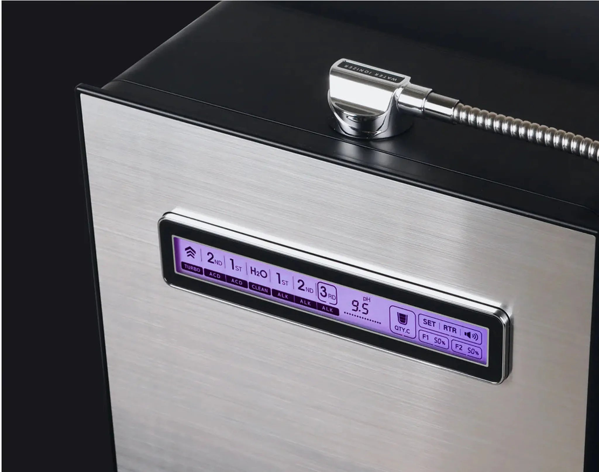 Tyent Edge 9000 digital screen close-up showing alkaline water setting, pH level and filter indicators